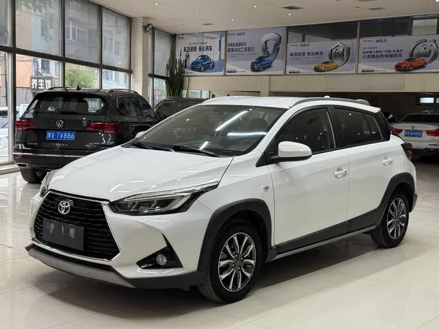 Toyota Yaris L