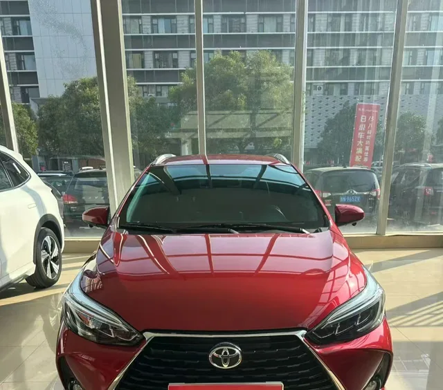 Toyota Yaris L