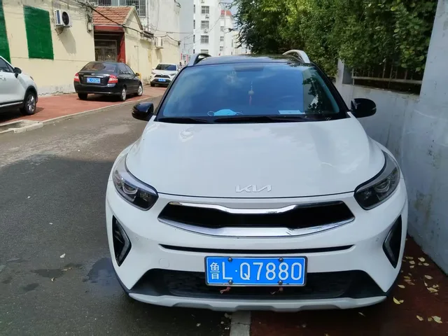Kia KX1